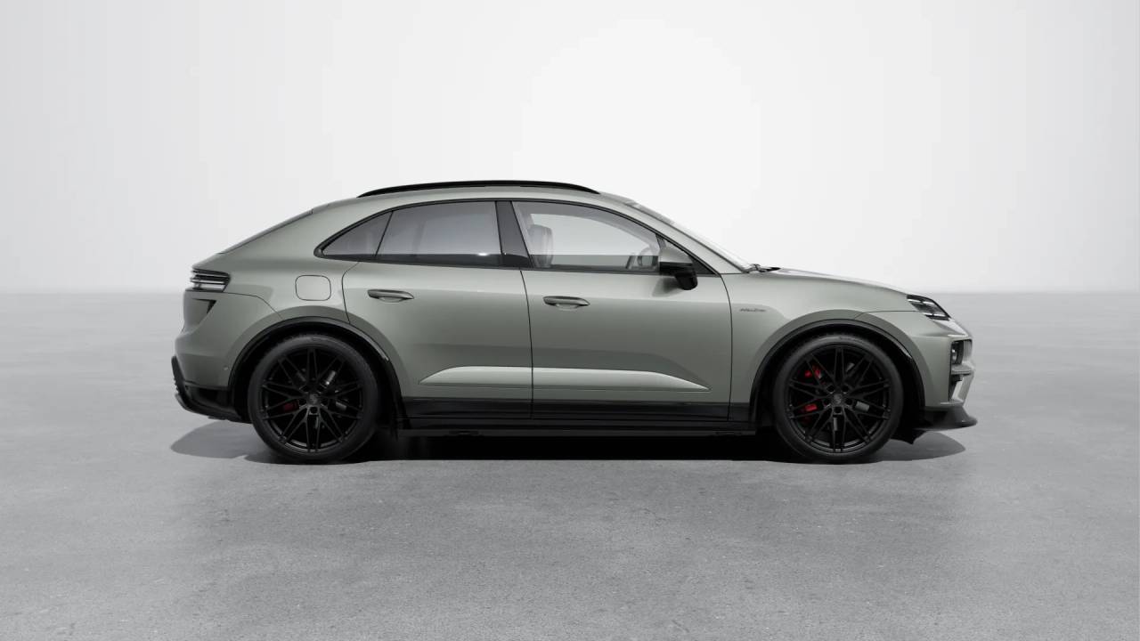 Thumbnail: 2025 Porsche Macan - 7