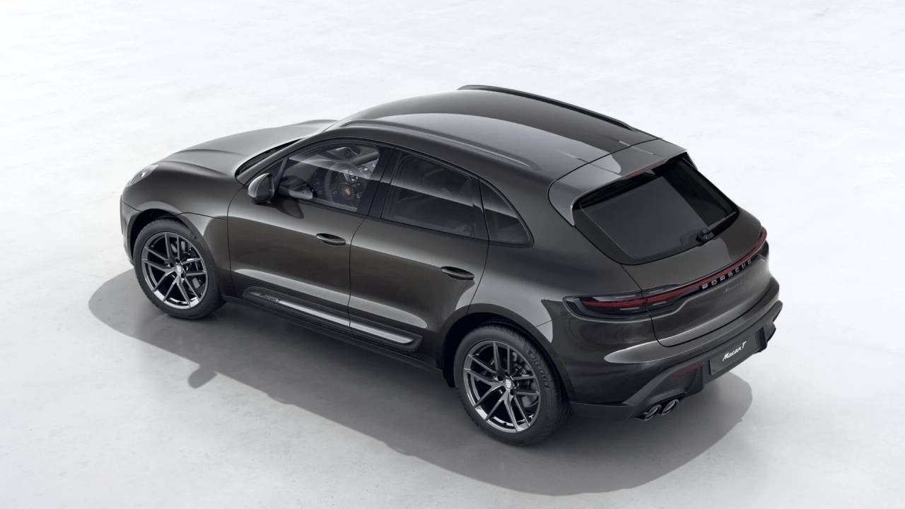 Thumbnail: 2026 Porsche Macan - 4