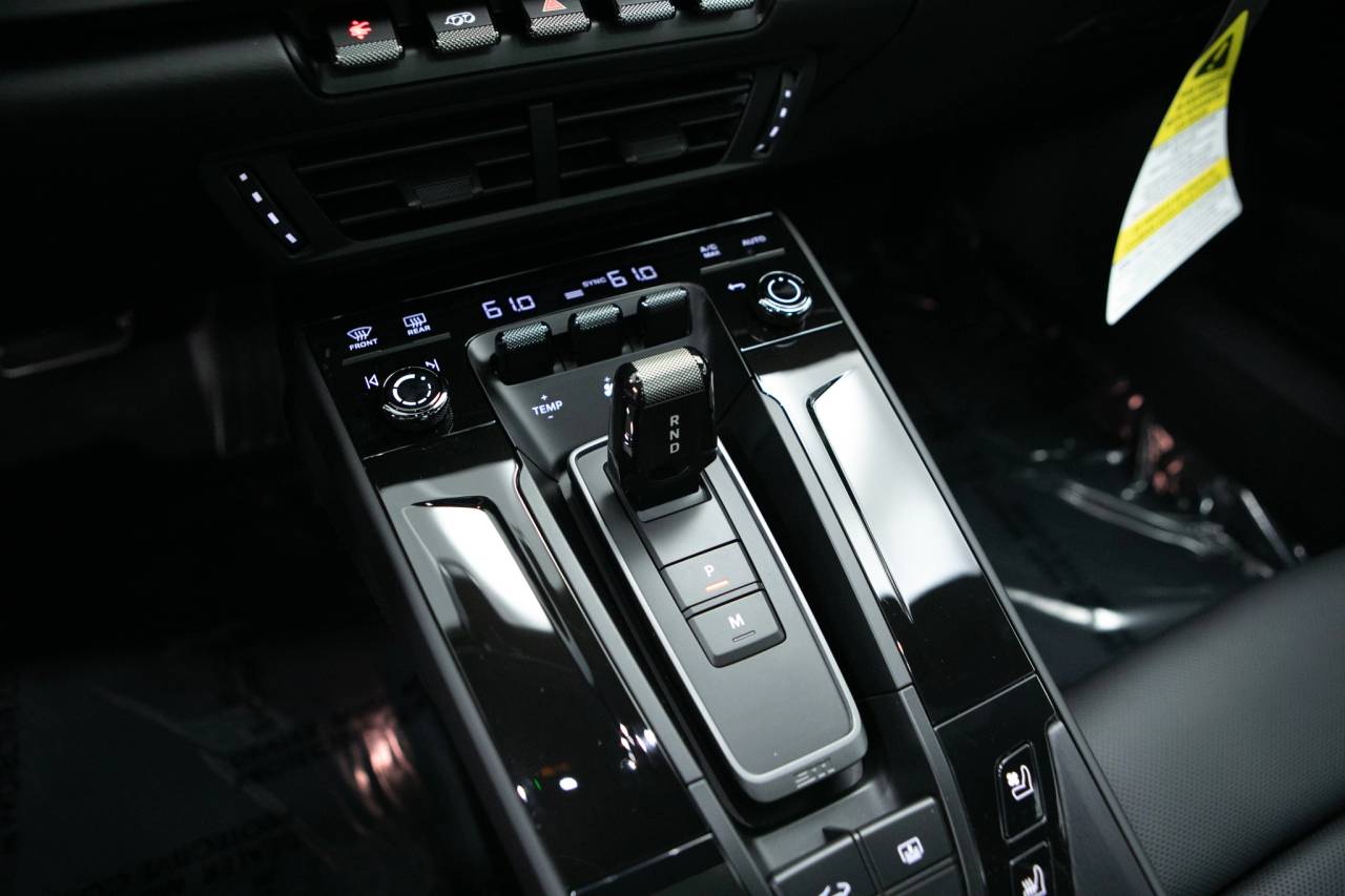 Thumbnail: 2026 Porsche 911 - 29