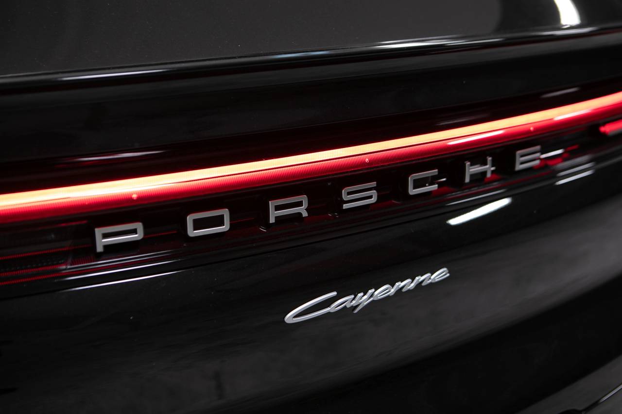 Thumbnail: 2026 Porsche  - 16