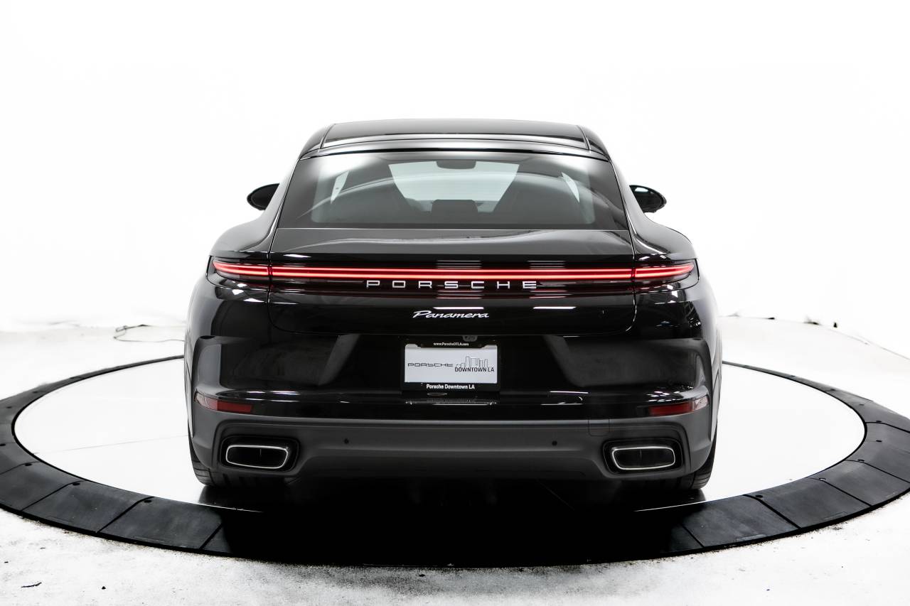 Thumbnail: 2025 Porsche Panamera - 4