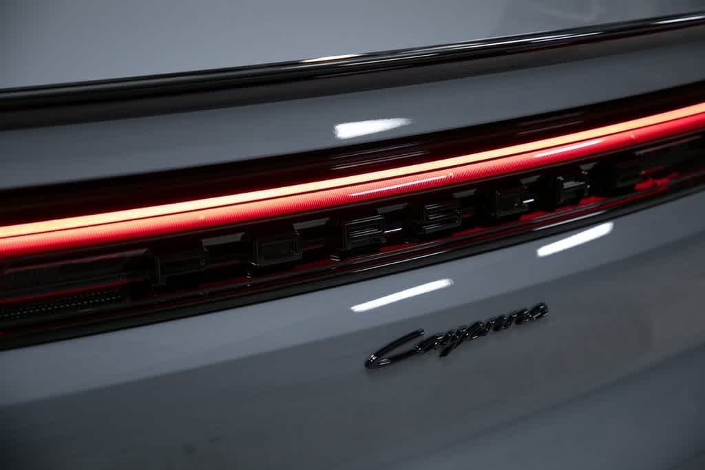 Thumbnail: 2025 Porsche  - 35