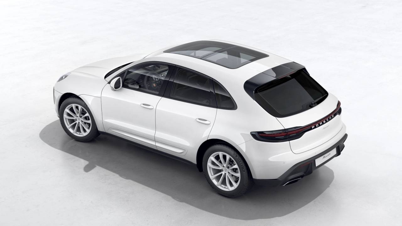 Thumbnail: 2026 Porsche Macan - 4