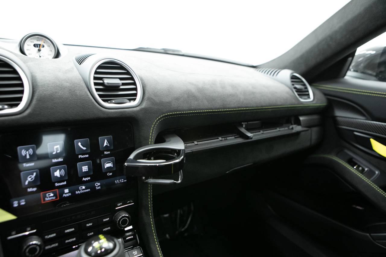 Thumbnail: 2025 Porsche  - 29