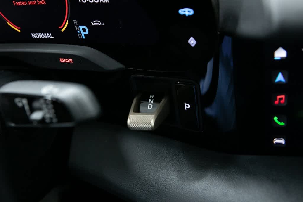 Thumbnail: 2022 Porsche Taycan - 26