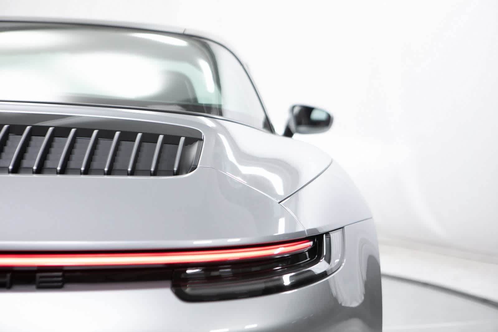 Thumbnail: 2024 Porsche 911 - 35