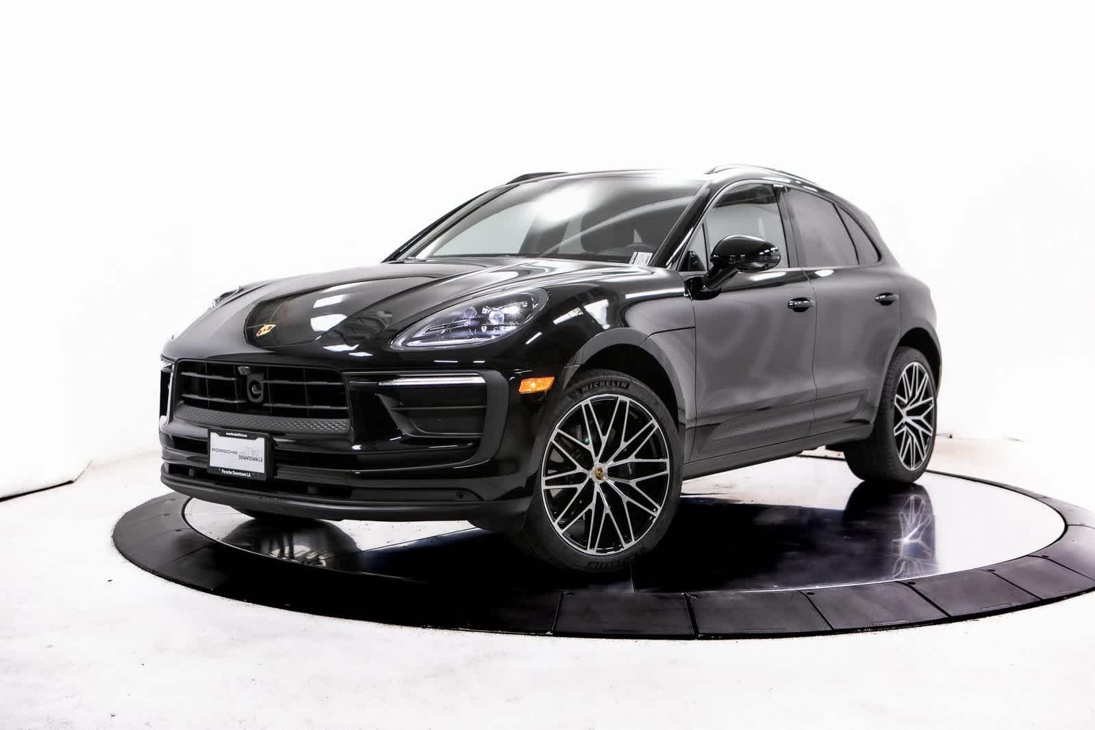 2025 Porsche Macan