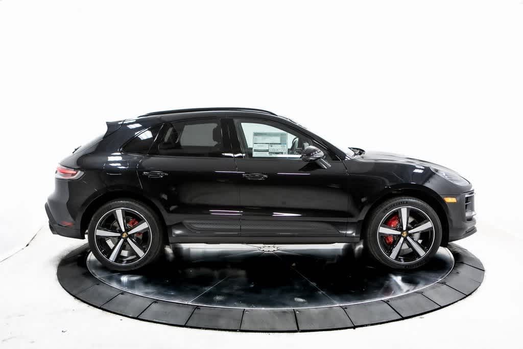 Thumbnail: 2025 Porsche Macan - 8