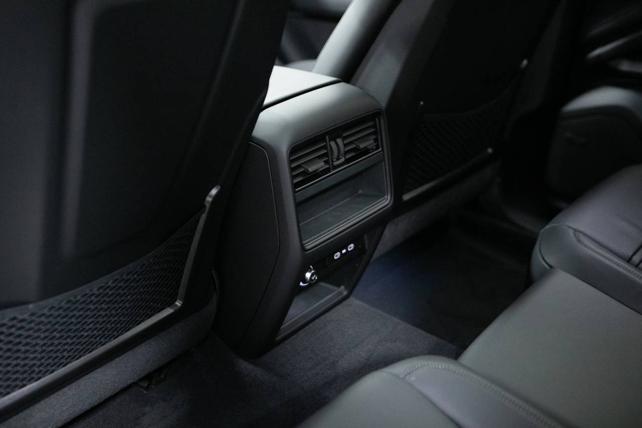 Thumbnail: 2026 Porsche  - 37