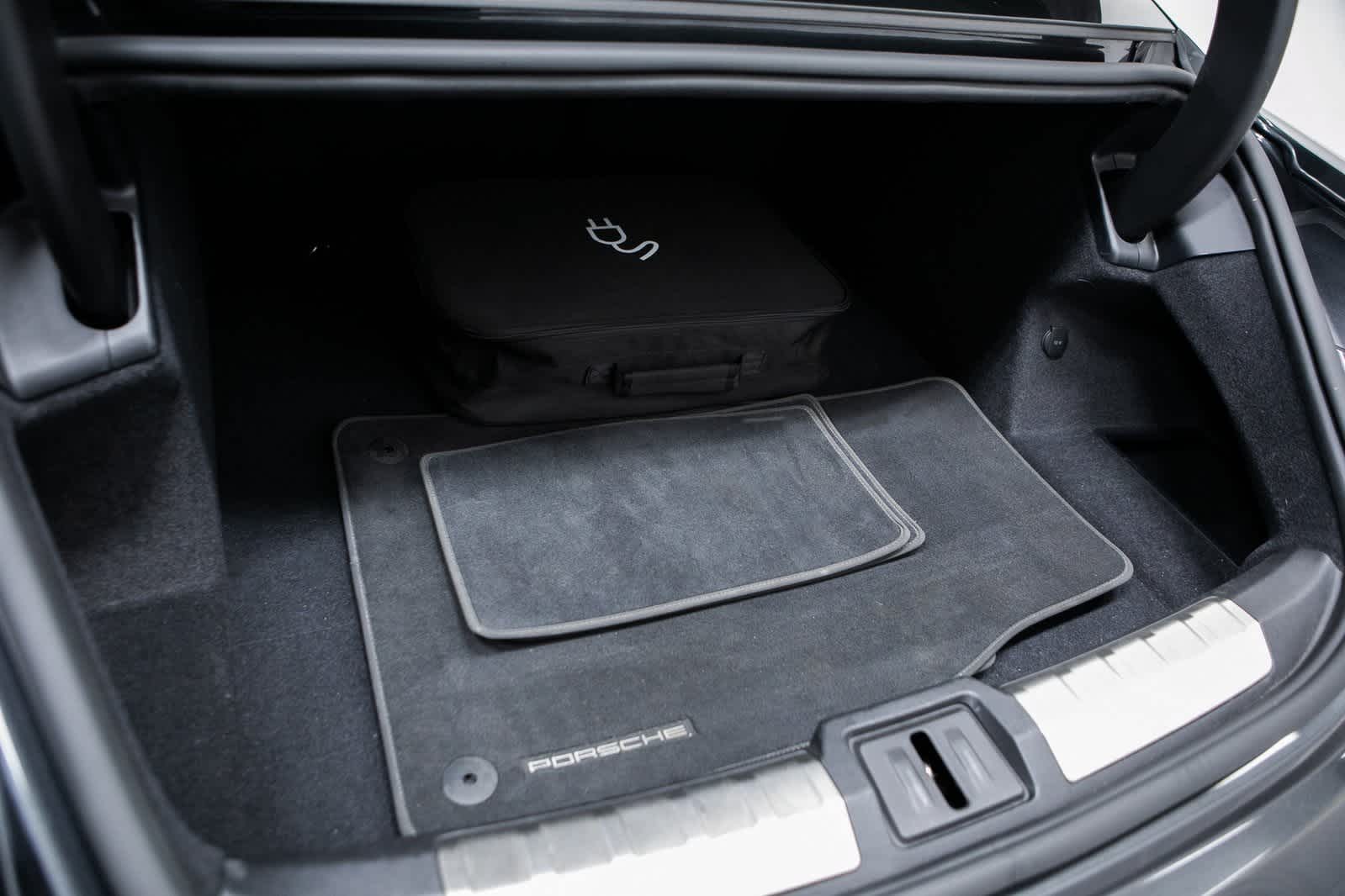 Thumbnail: 2020 Porsche Taycan - 30