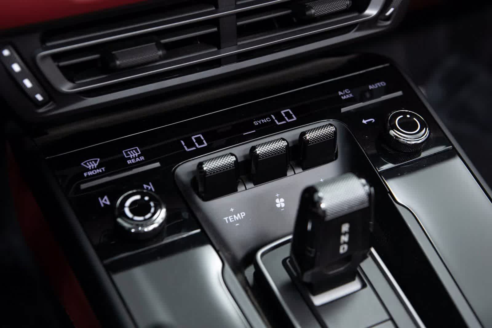 Thumbnail: 2024 Porsche 911 - 26