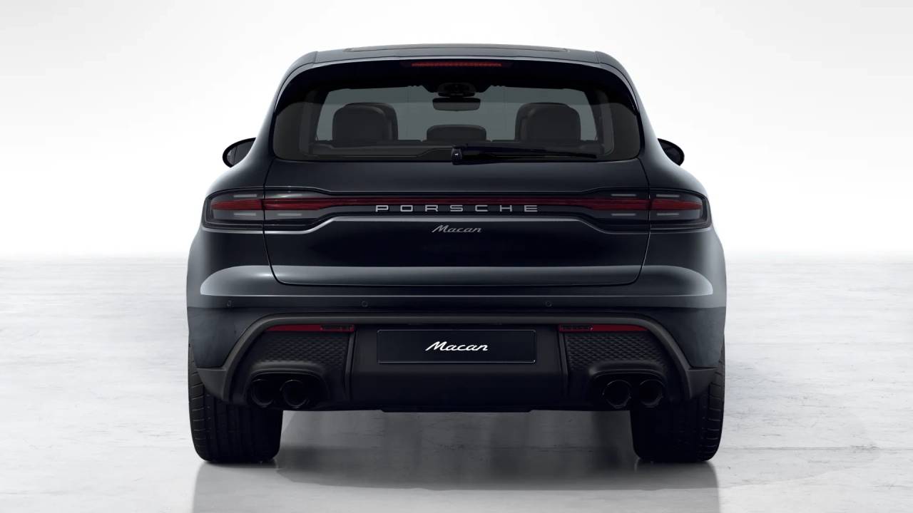 Thumbnail: 2026 Porsche Macan - 8