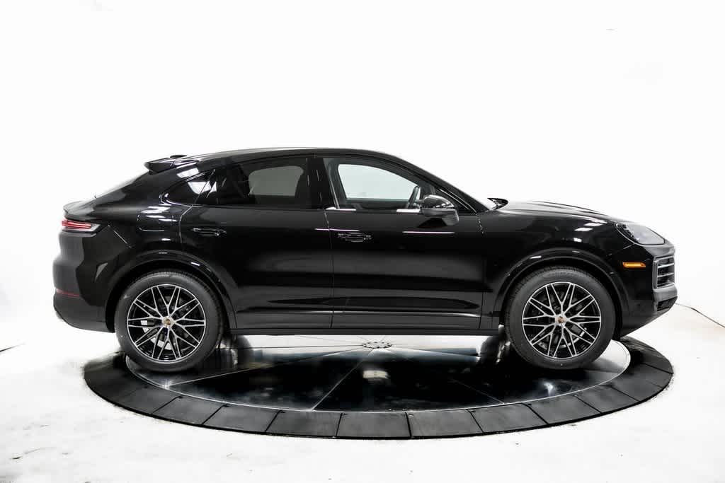 Thumbnail: 2025 Porsche  - 8