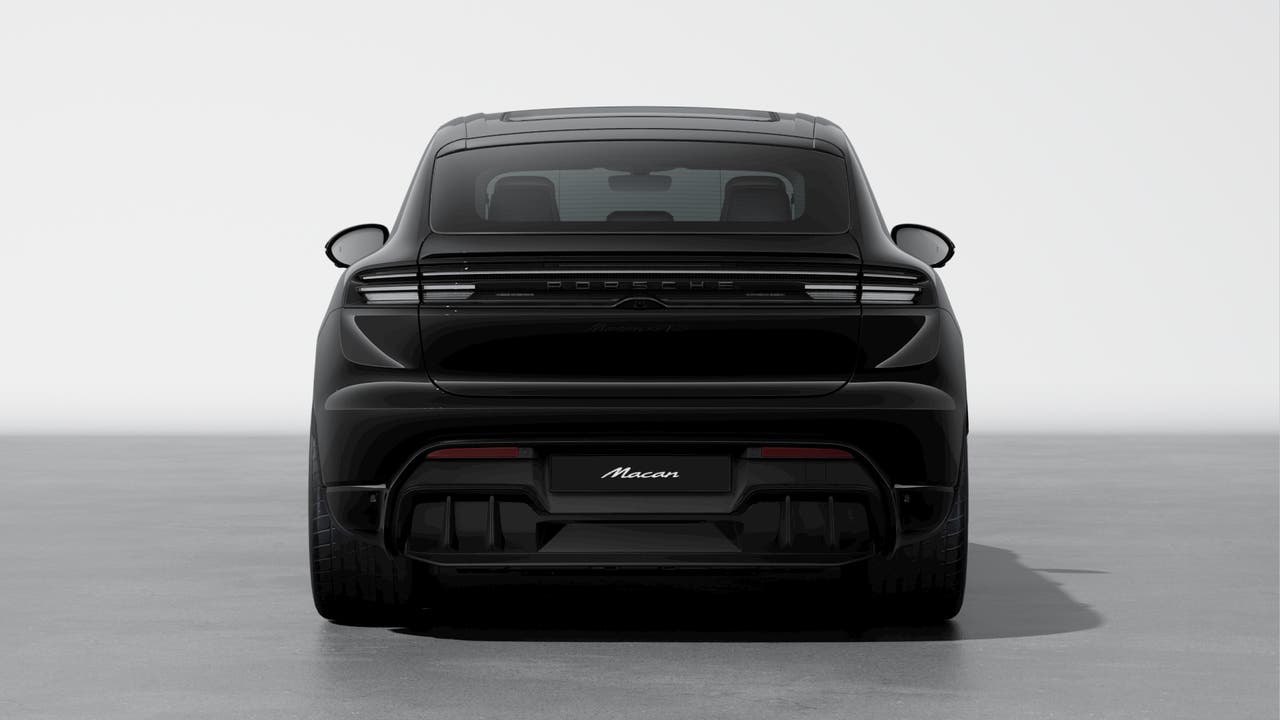 Thumbnail: 2026 Porsche Macan - 7