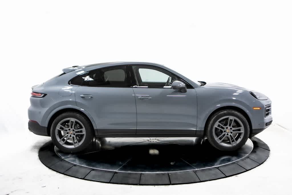 Thumbnail: 2025 Porsche  - 8