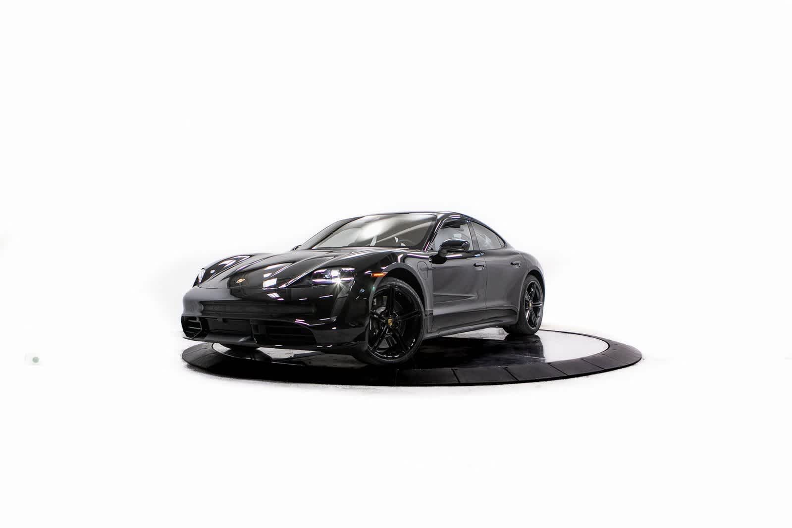 Thumbnail: 2022 Porsche Taycan - 1