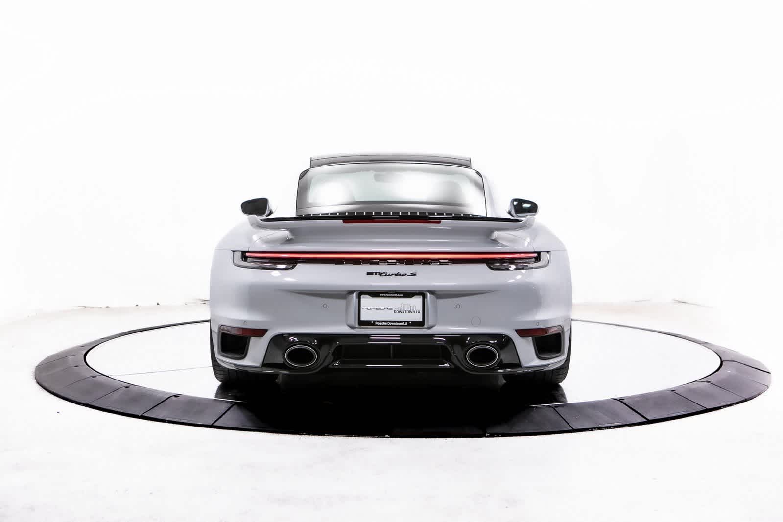 Thumbnail: 2025 Porsche 911 - 6