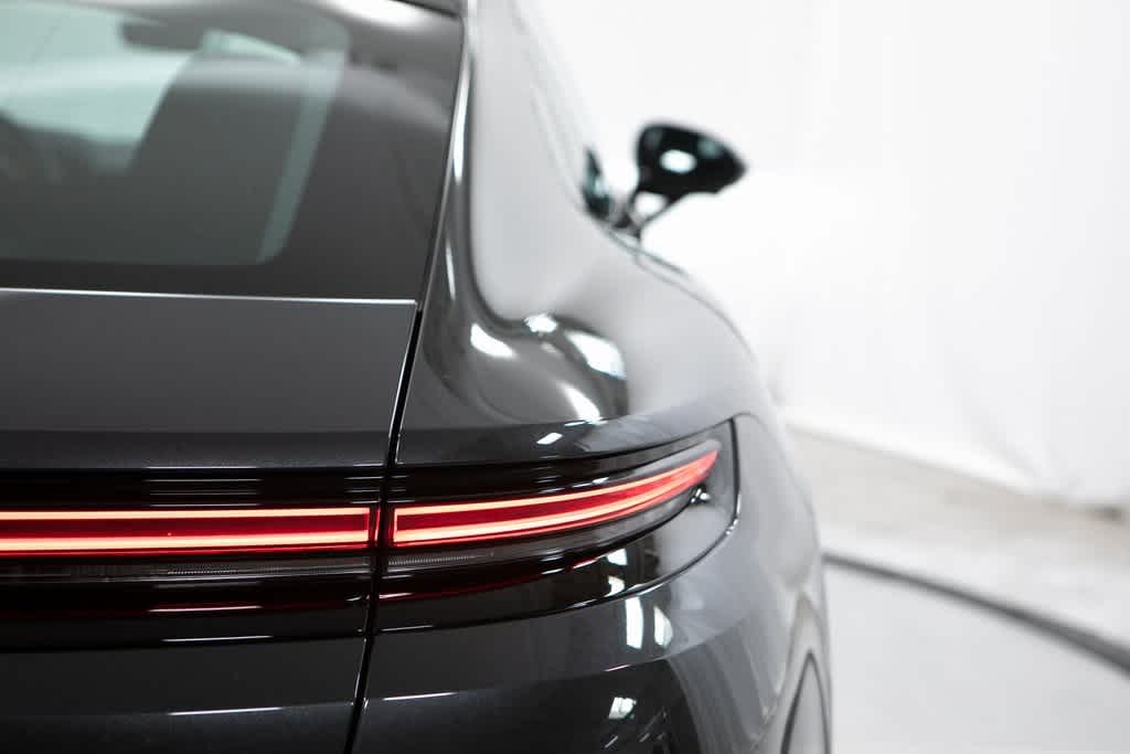 Thumbnail: 2025 Porsche Panamera - 37
