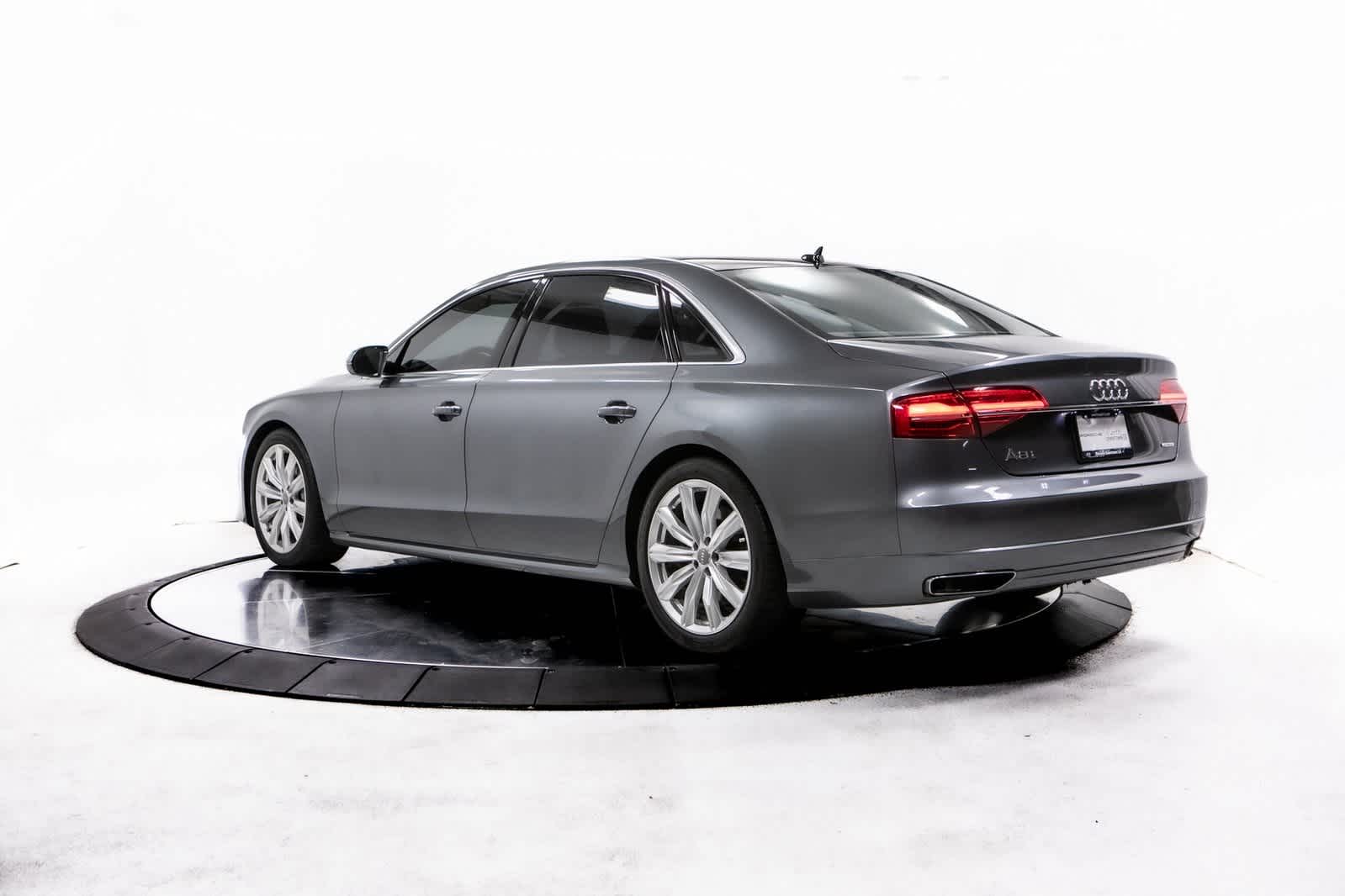 2017 Audi A8 L 3.0T Quattro photo 3