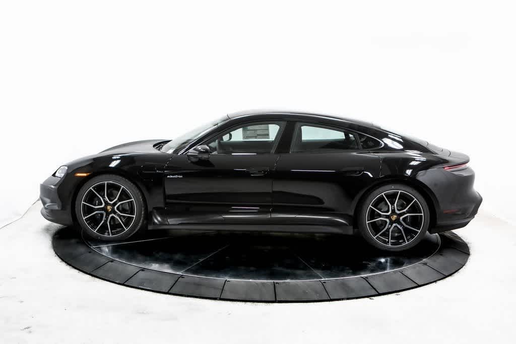 Thumbnail: 2025 Porsche Taycan - 2