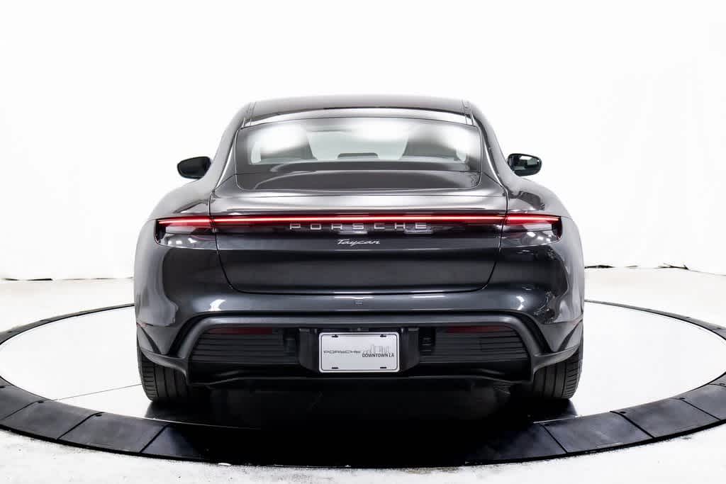 Thumbnail: 2022 Porsche Taycan - 6