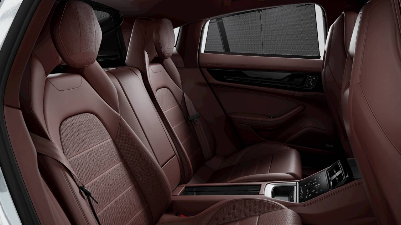 Thumbnail: 2026 Porsche Panamera - 10