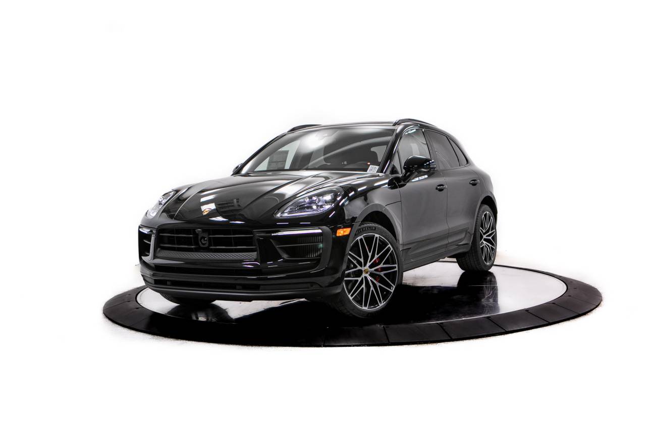 Thumbnail: 2026 Porsche Macan - 1