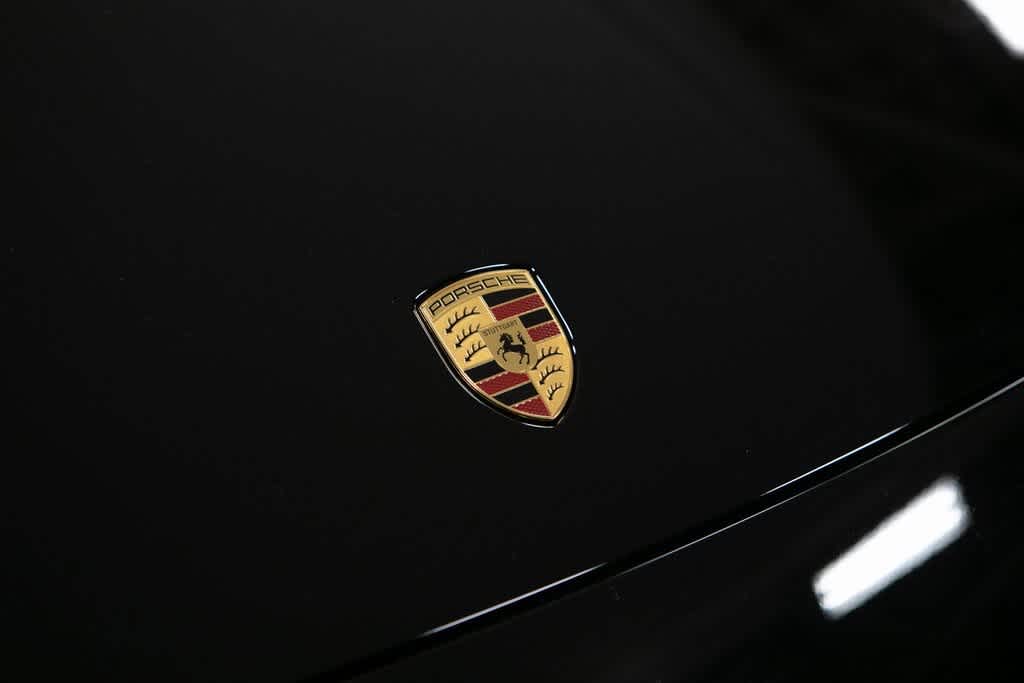 Thumbnail: 2025 Porsche Macan - 19