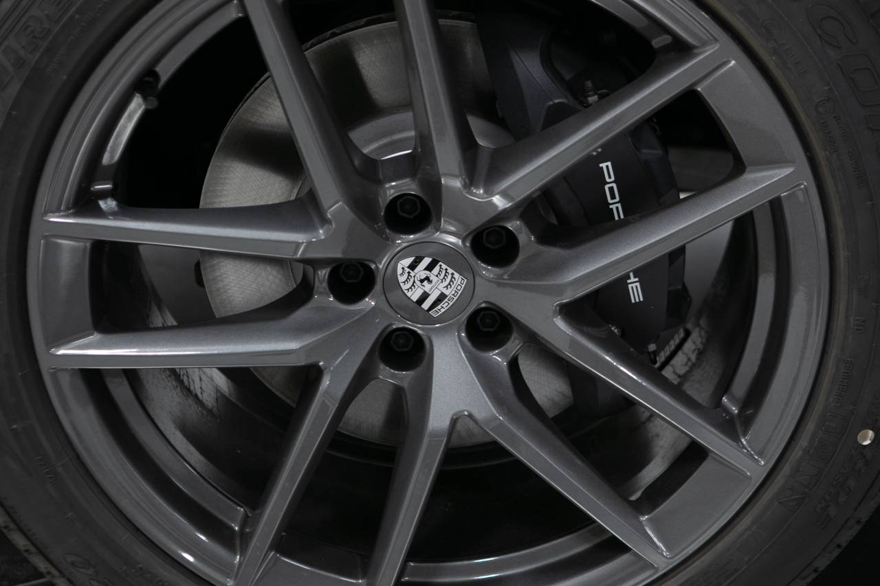 Thumbnail: 2026 Porsche Macan - 11