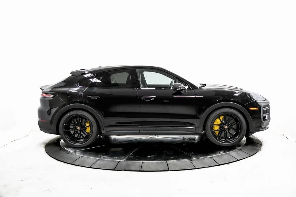 Thumbnail: 2025 Porsche  - 8