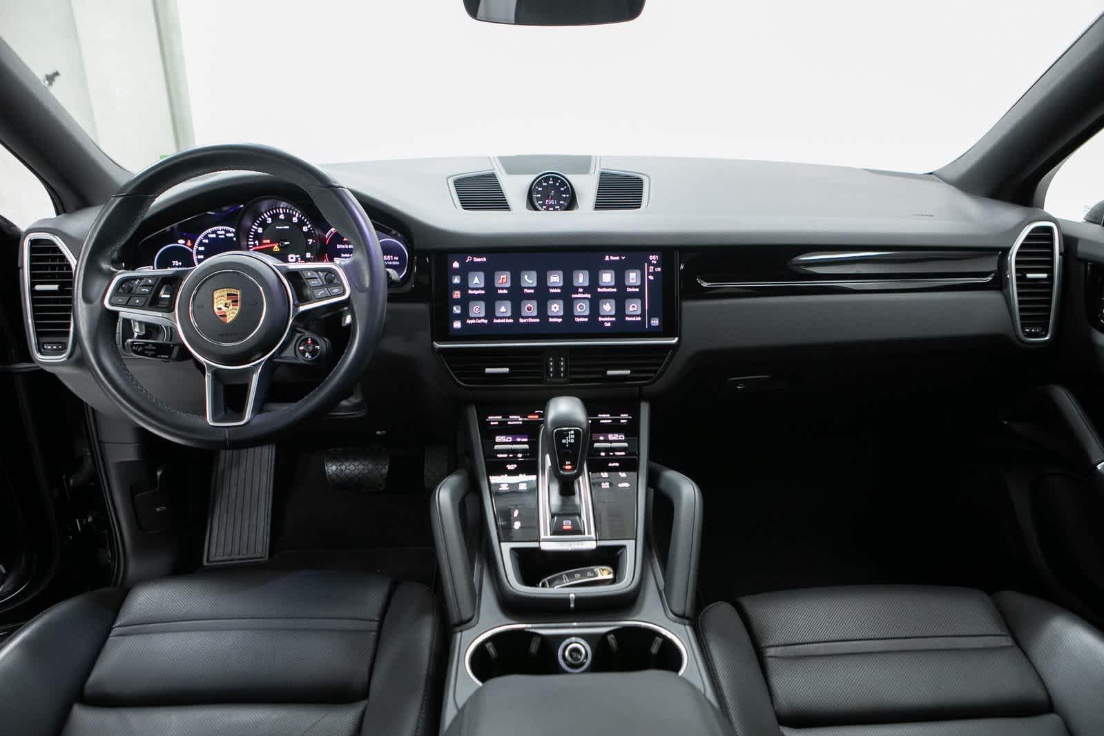 Thumbnail: 2022 Porsche Cayenne - 13