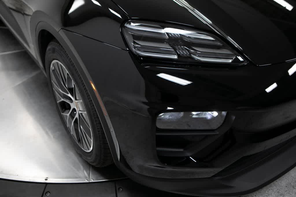 Thumbnail: 2025 Porsche Macan - 12
