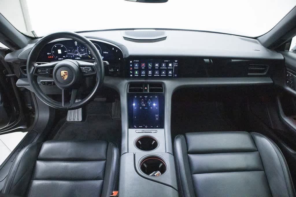 Thumbnail: 2022 Porsche Taycan - 13