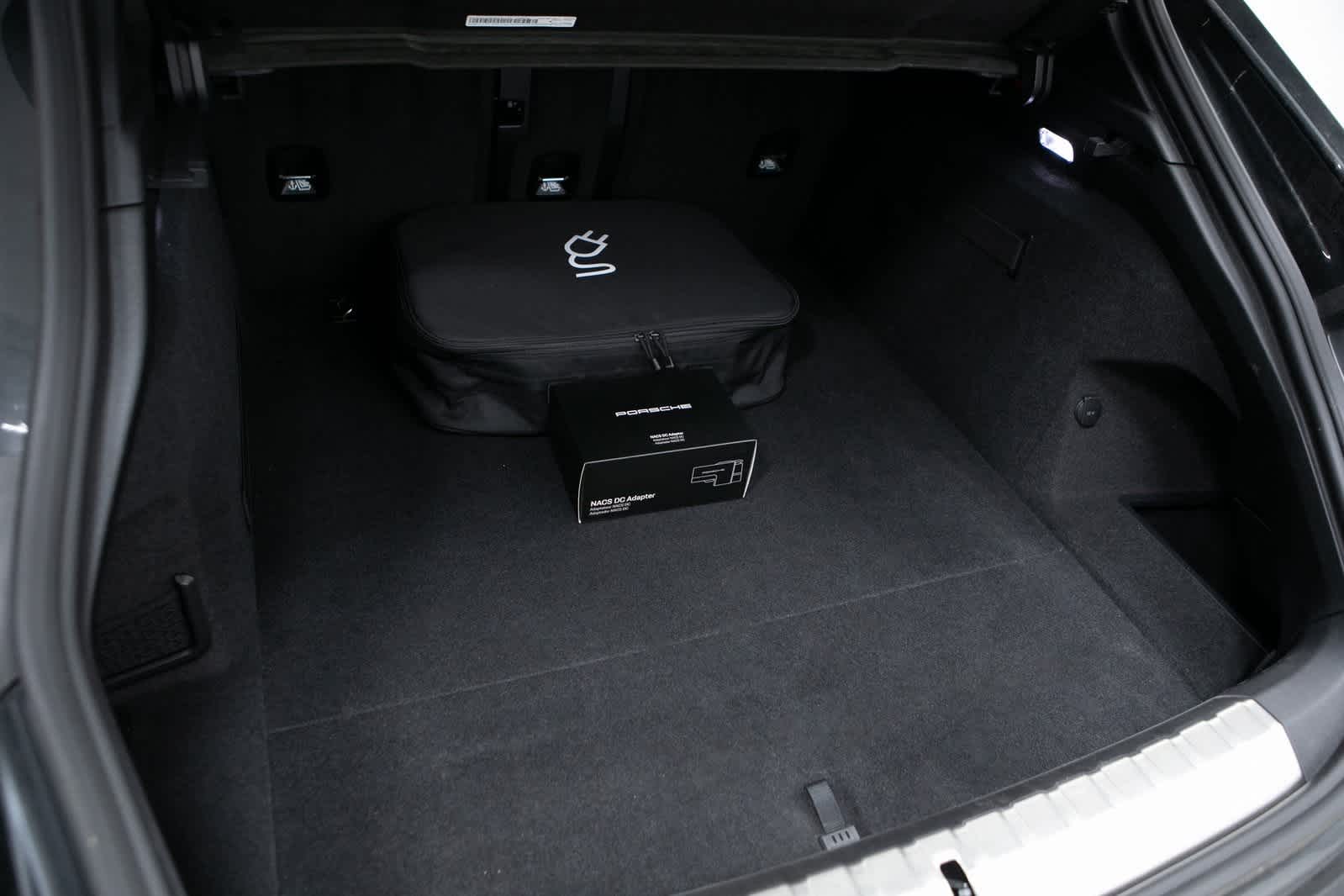 Thumbnail: 2024 Porsche Taycan - 32