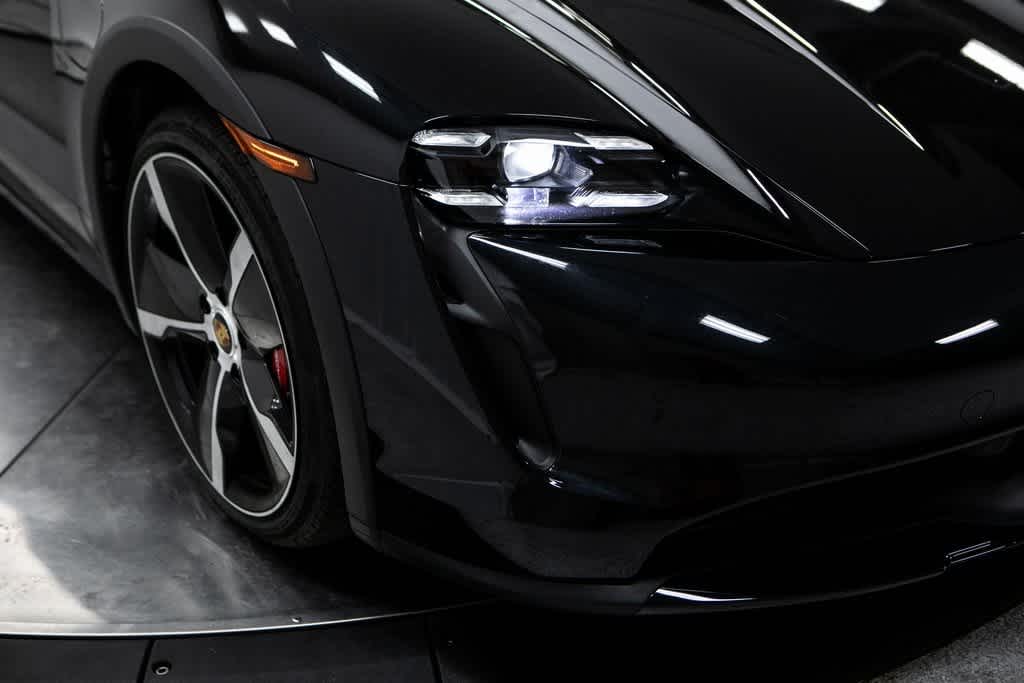Thumbnail: 2023 Porsche Taycan - 6