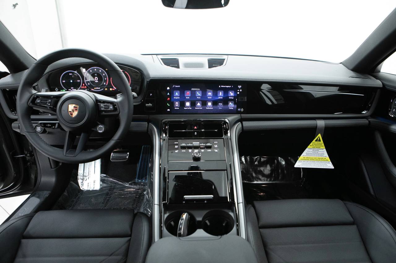 Thumbnail: 2026 Porsche Panamera - 20