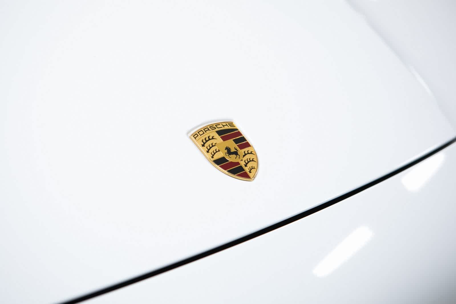 Thumbnail: 2022 Porsche Cayenne - 32