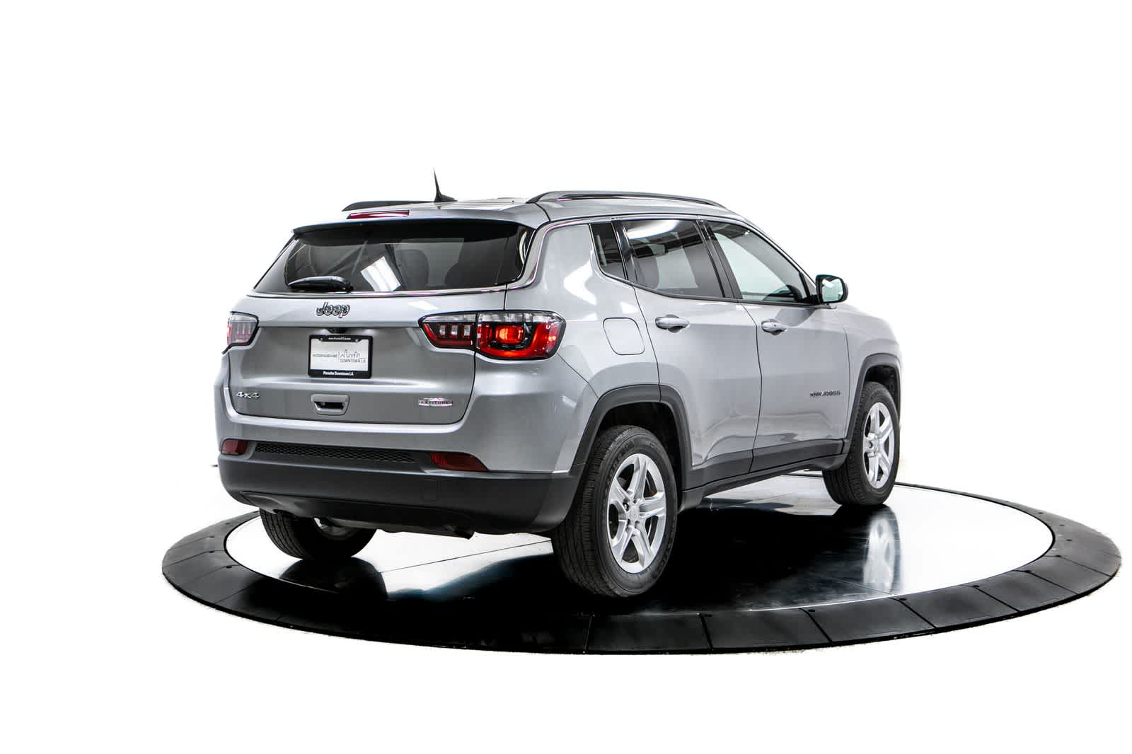 Thumbnail: 2023 Jeep Compass - 7