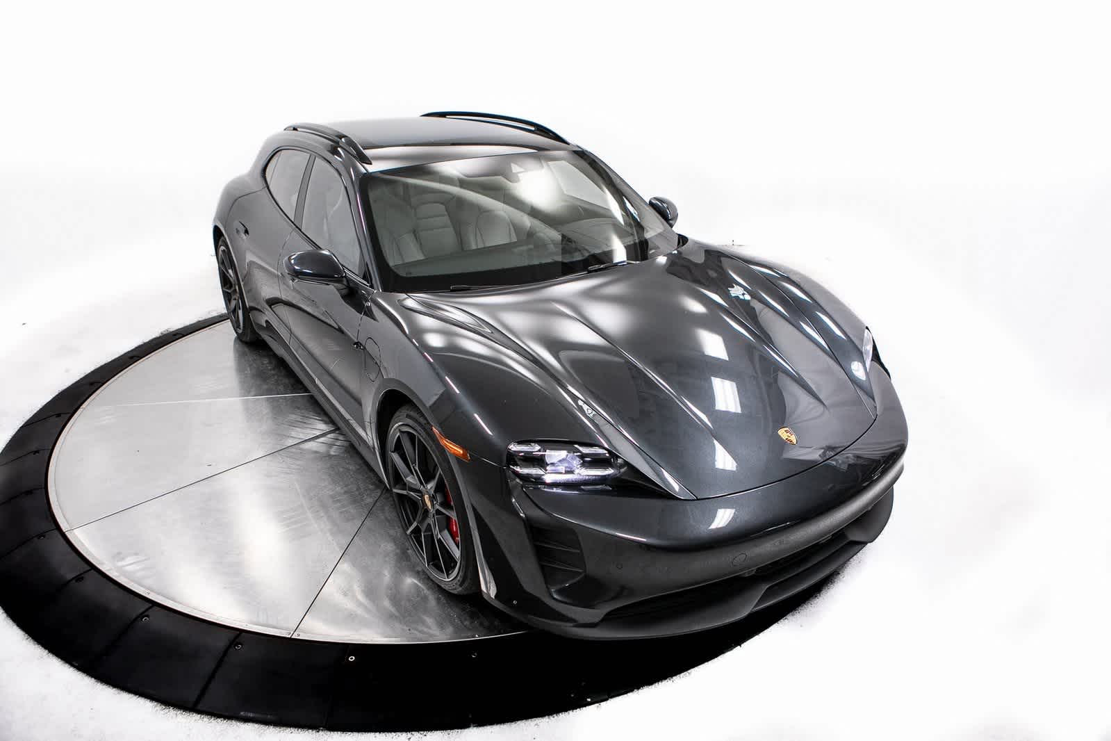 Thumbnail: 2024 Porsche Taycan - 40