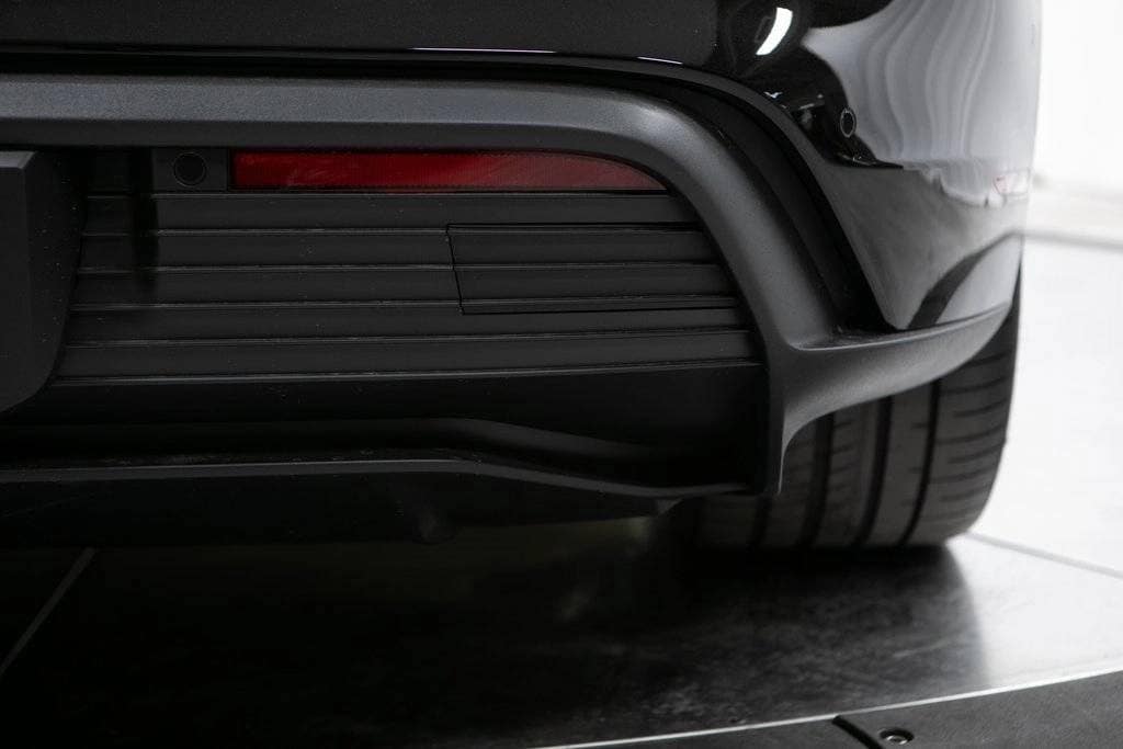 Thumbnail: 2025 Porsche Taycan - 38