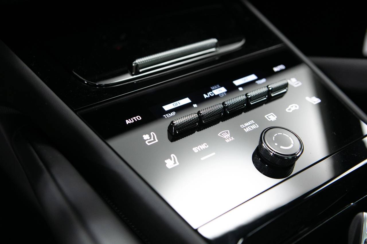 Thumbnail: 2026 Porsche Cayenne - 28