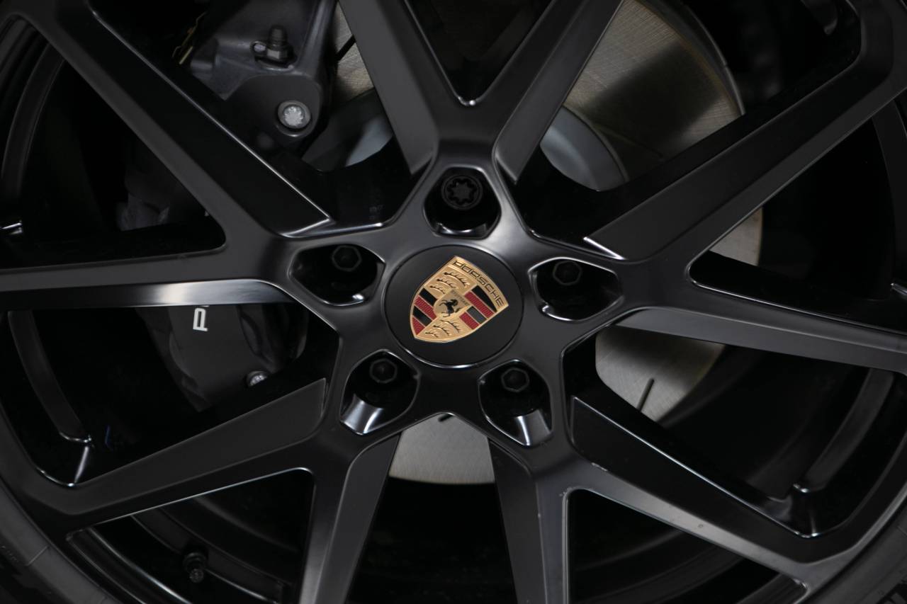 Thumbnail: 2026 Porsche Panamera - 11