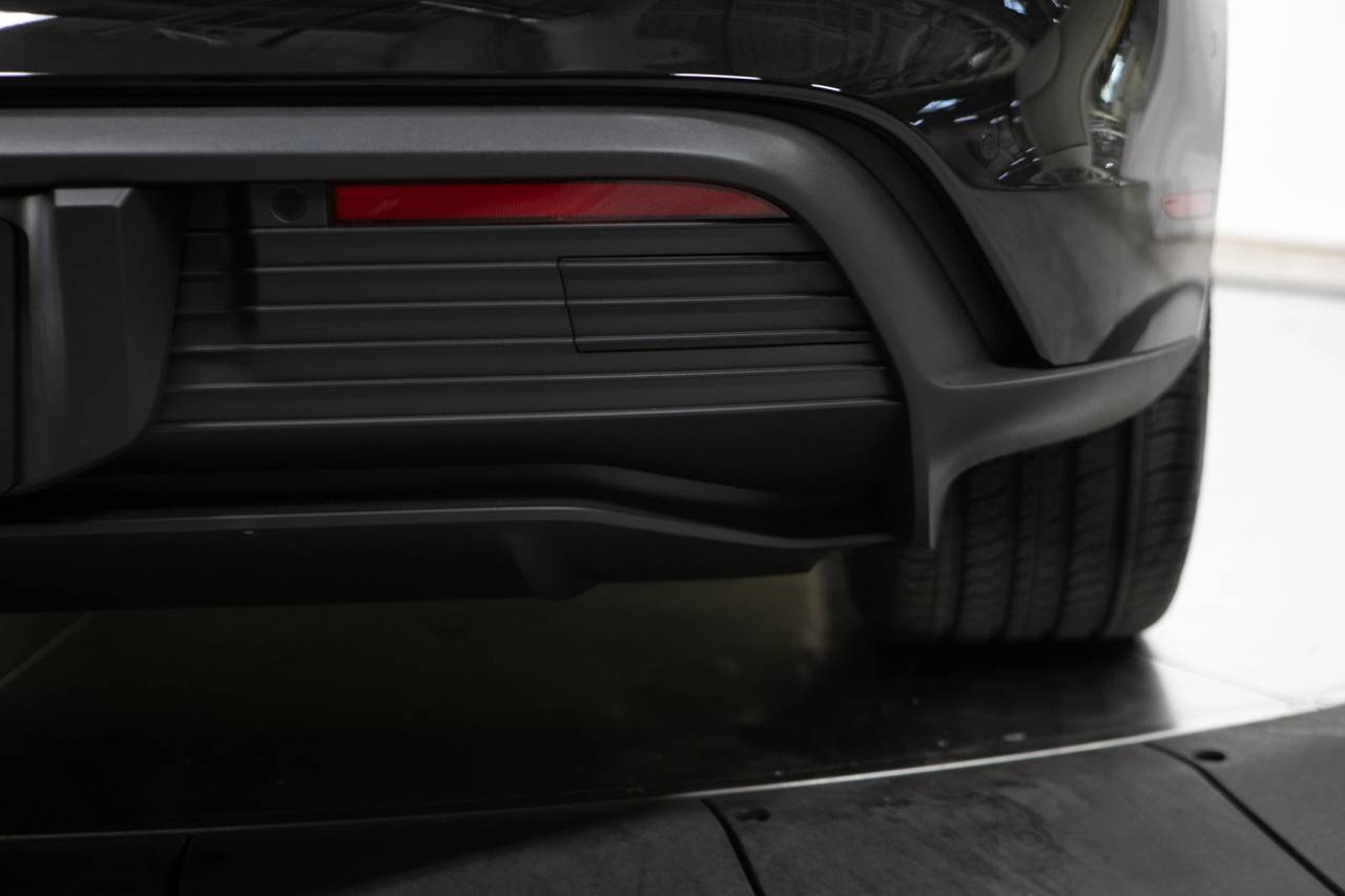 Thumbnail: 2026 Porsche Taycan - 17