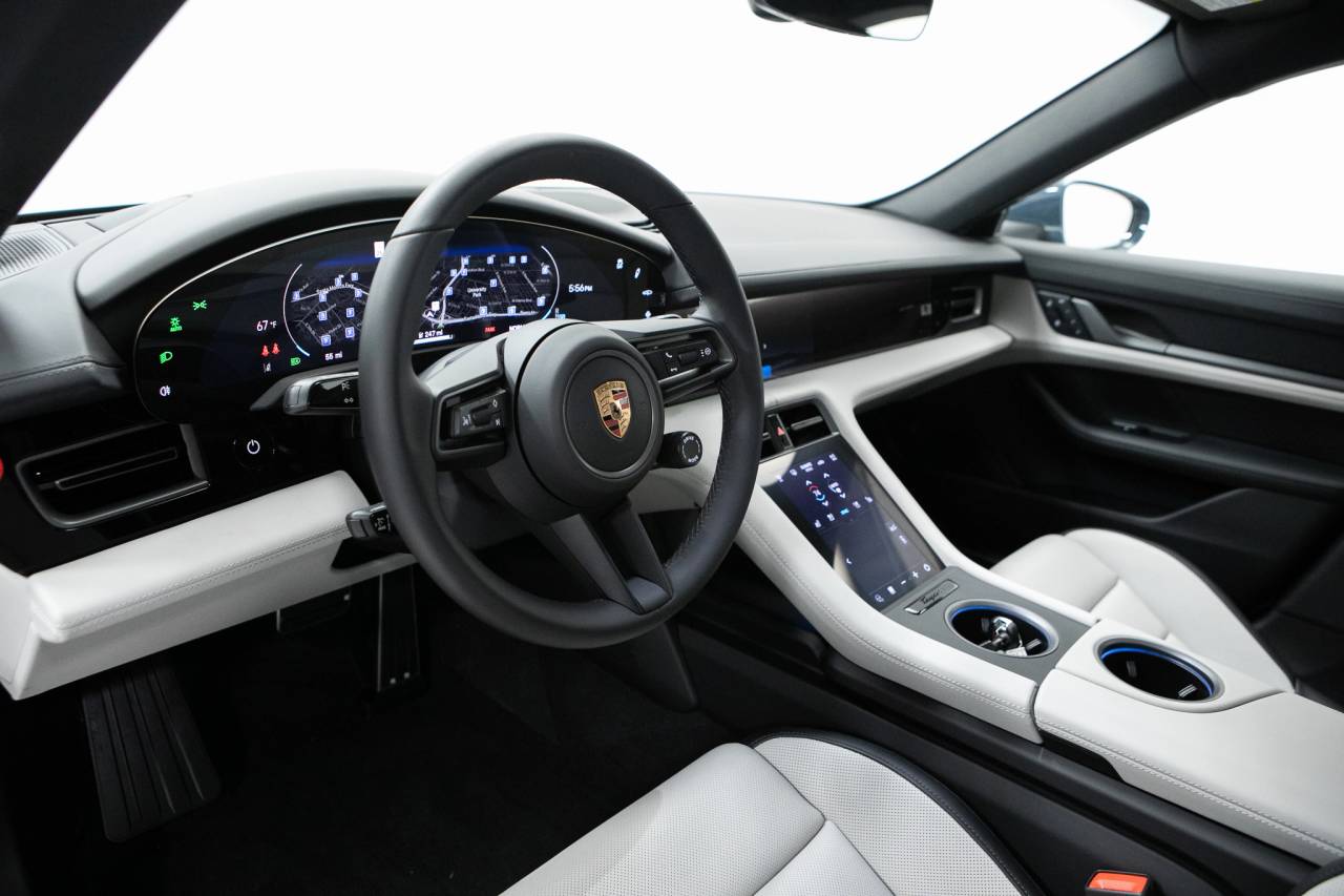 Thumbnail: 2026 Porsche Taycan - 4