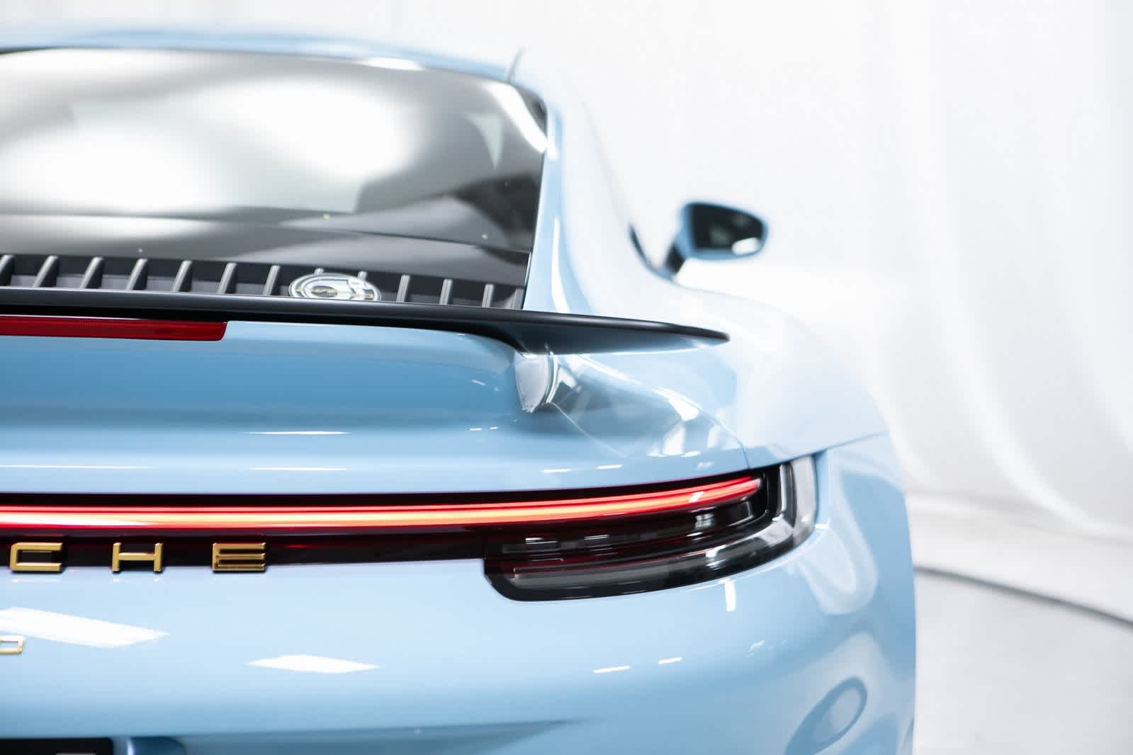 Thumbnail: 2025 Porsche 911 - 35