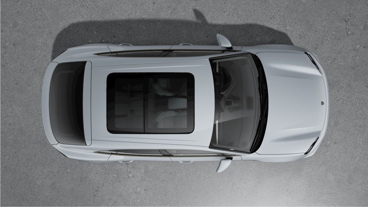 Thumbnail: 2026 Porsche Macan - 5