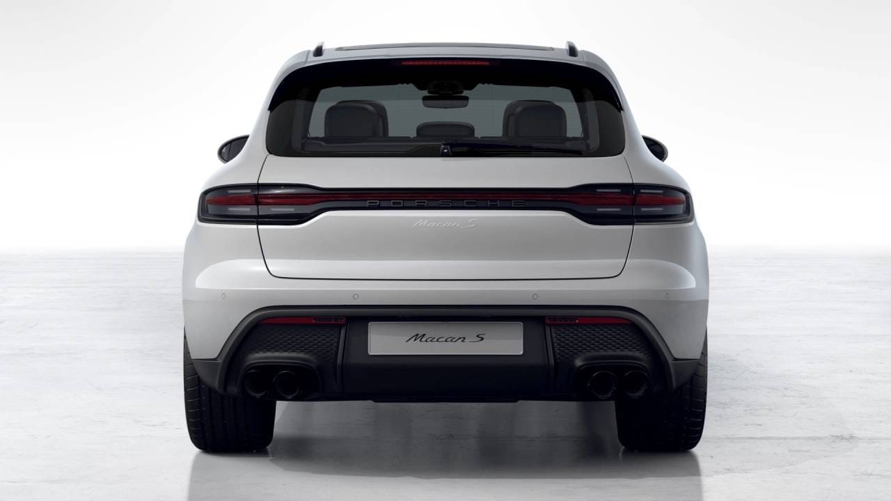 Thumbnail: 2026 Porsche Macan - 7