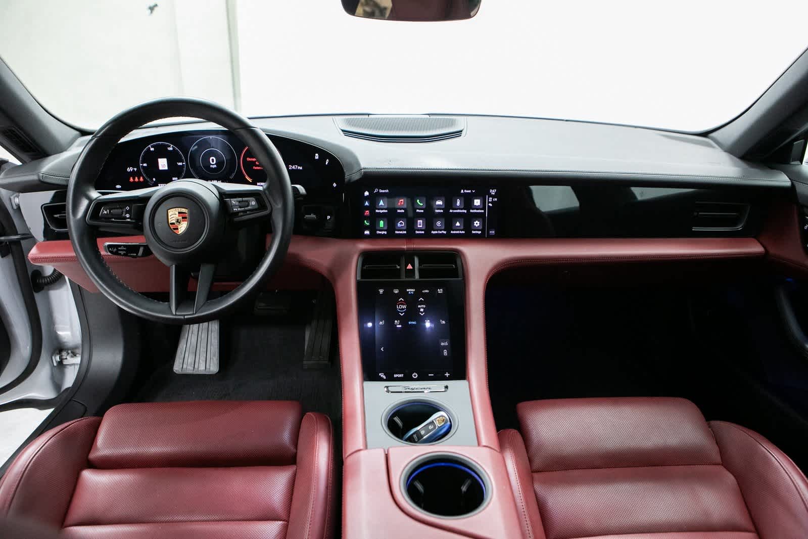 Thumbnail: 2024 Porsche Taycan - 13