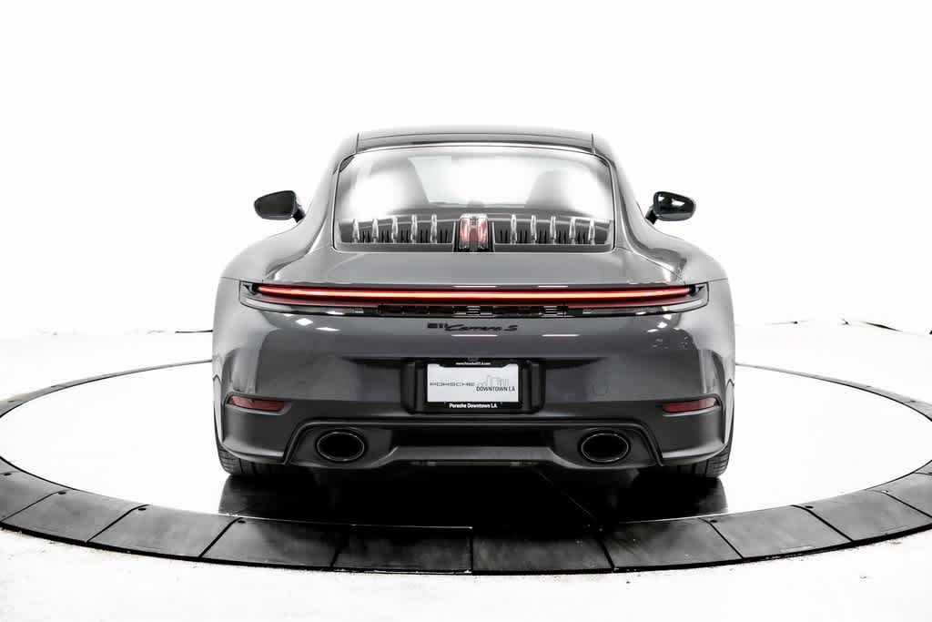 Thumbnail: 2025 Porsche 911 - 6