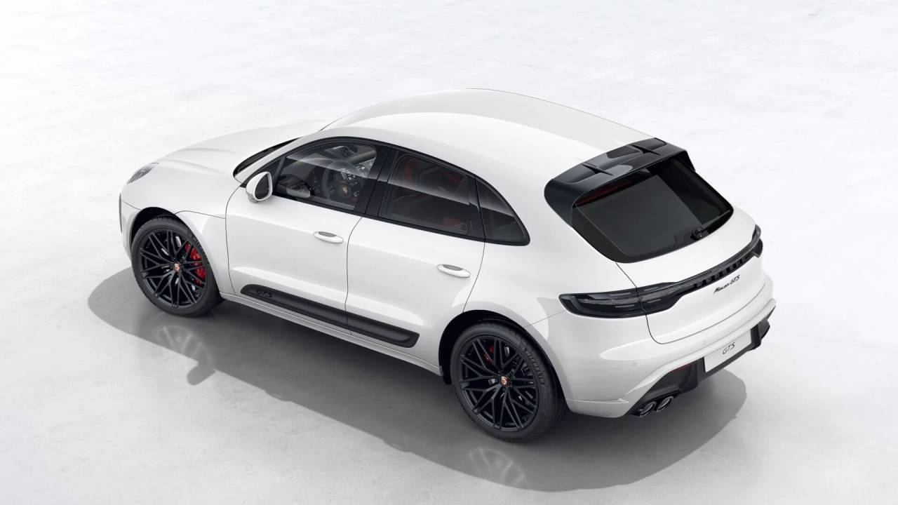 Thumbnail: 2026 Porsche Macan - 4